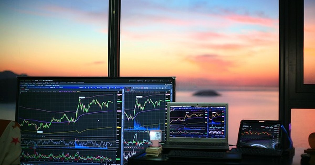Stocks & Shares ISA vs Premium Bonds: 75% Odds