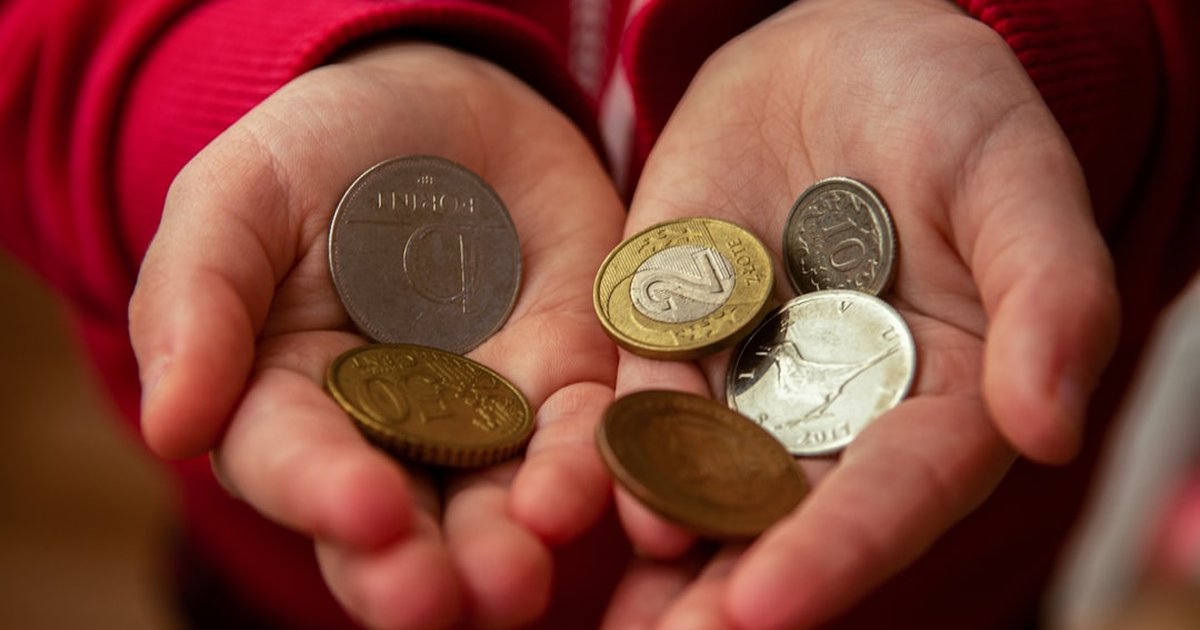 Children’s gift accounts: Premium Bonds vs cash JISAs — what parents must know