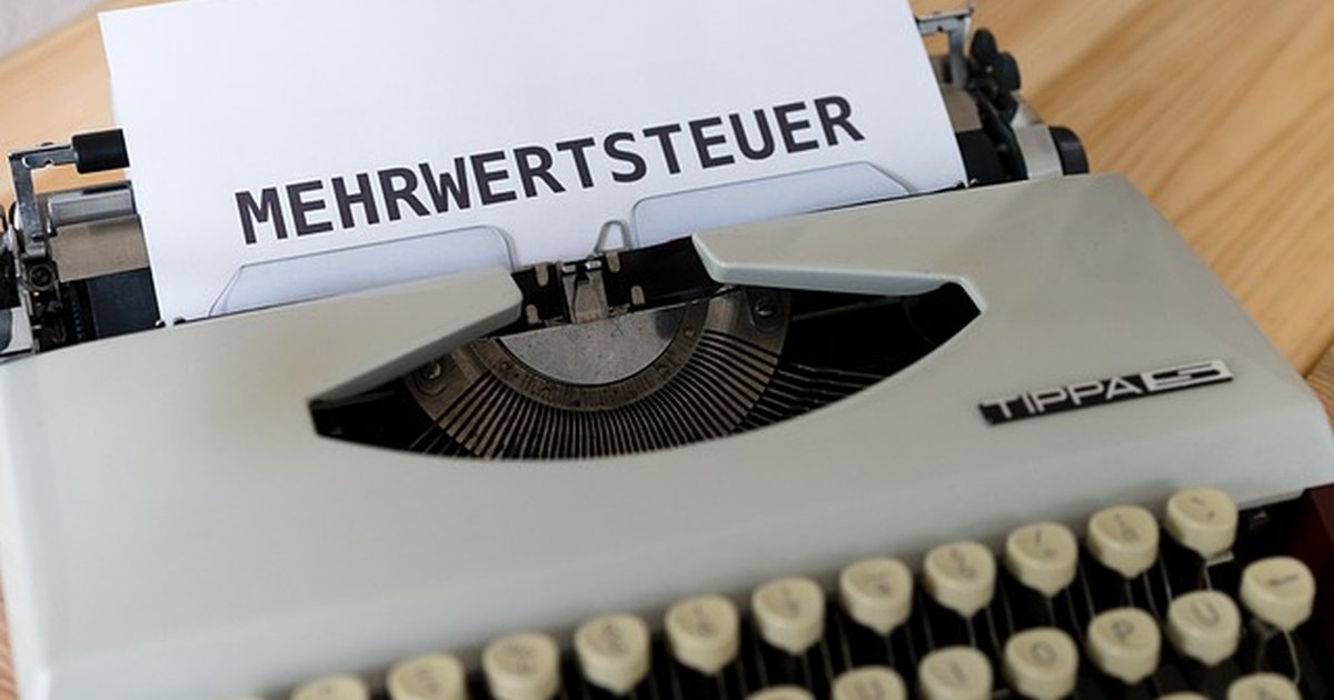 Premium Bonds prize tax reporting: what UK savers must declare