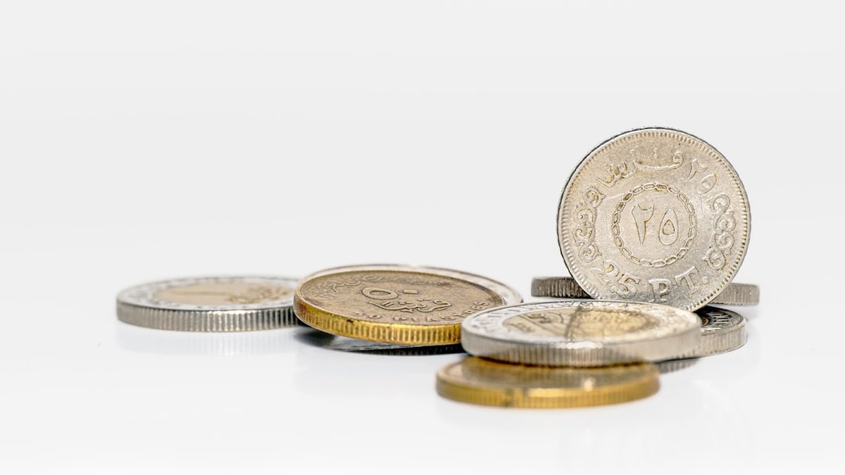 Timing transfers vs cashing out Premium Bonds: smart timing